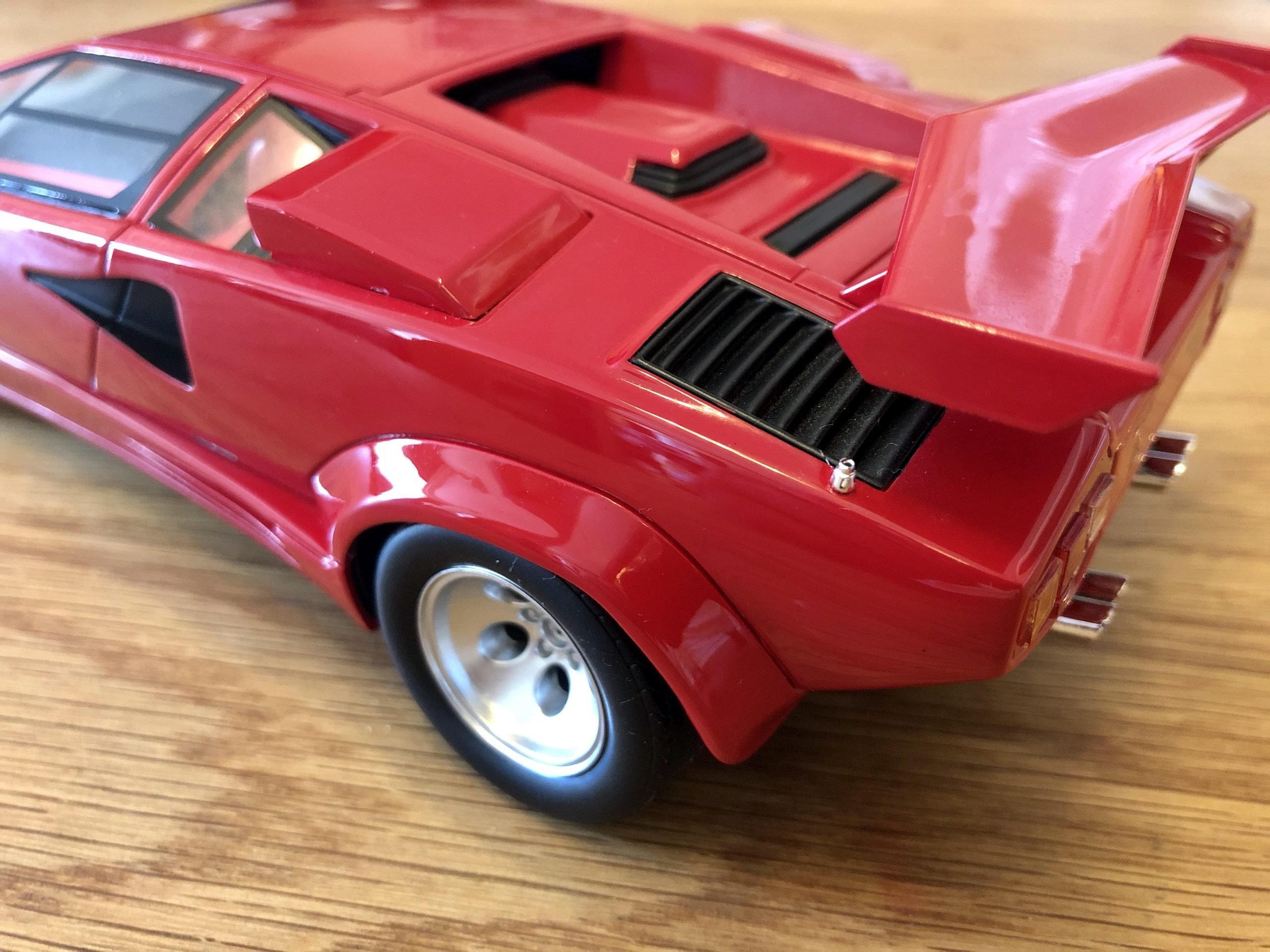 lamborghini countach scale model