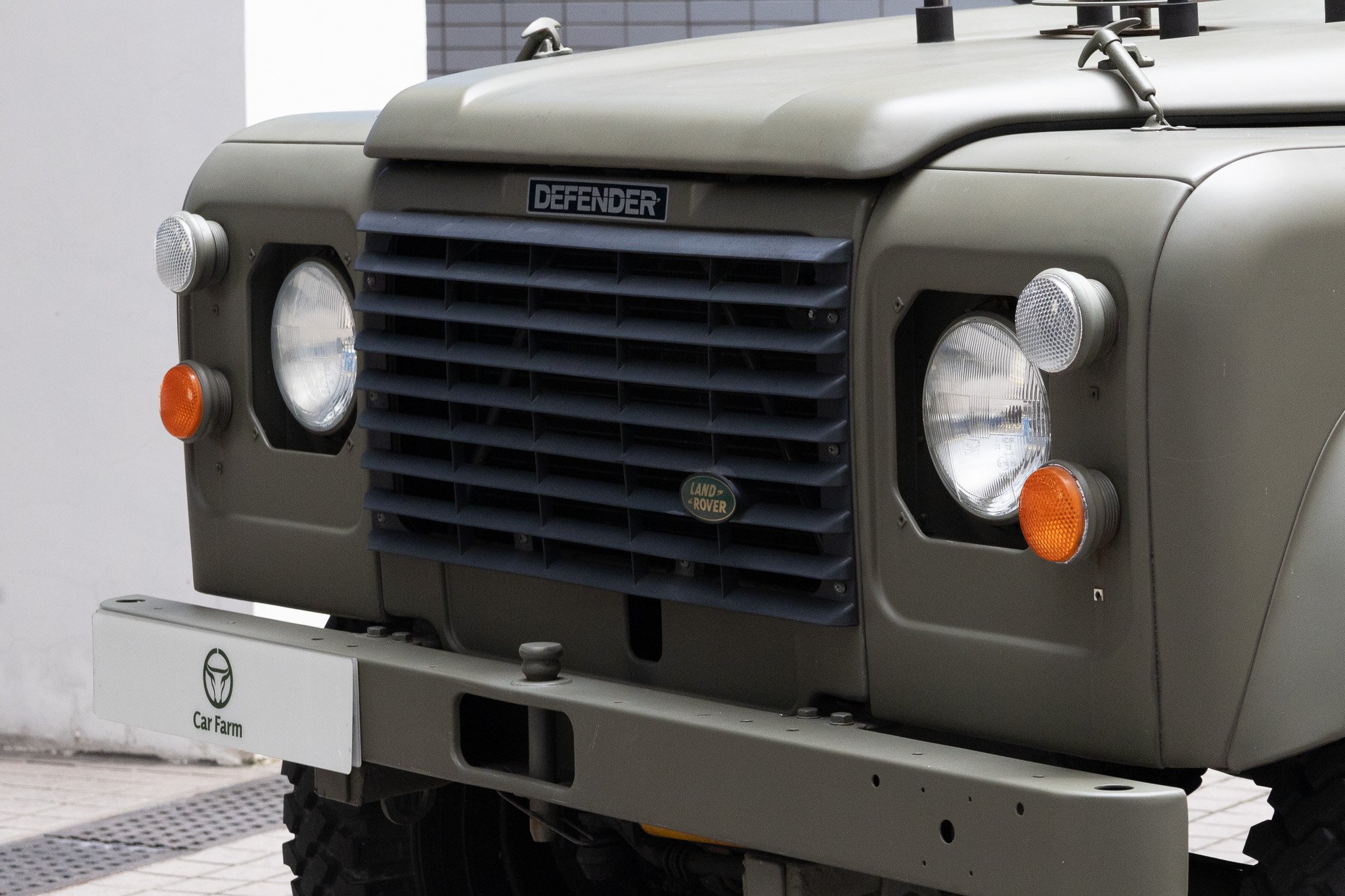 Land Rover Defender 110 UK1112 14