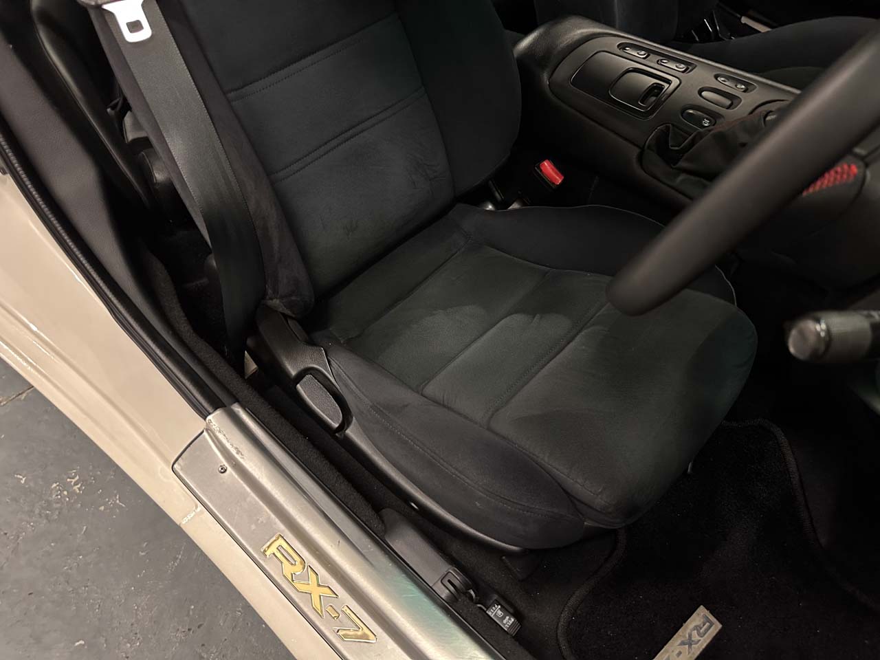 Mazda RX7, White, GR31-WEB-36