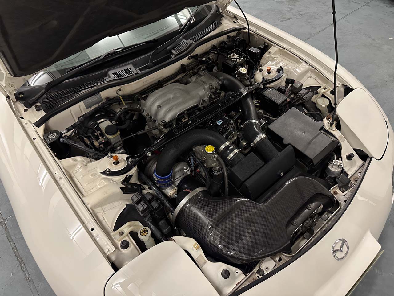 Mazda RX7, White, GR31-WEB-64